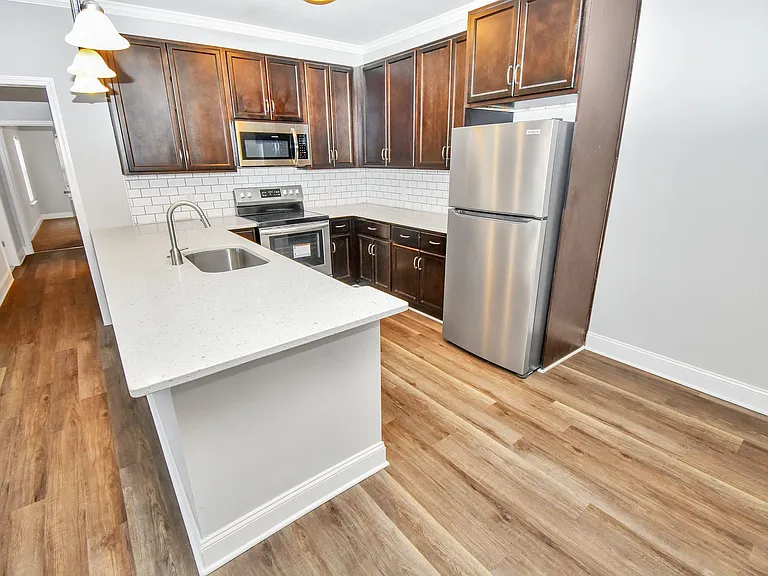 RIVERSTONE APARTMENTS — Photo 12