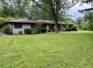 4252 Sheldon Rd, Rochester, MI 48306