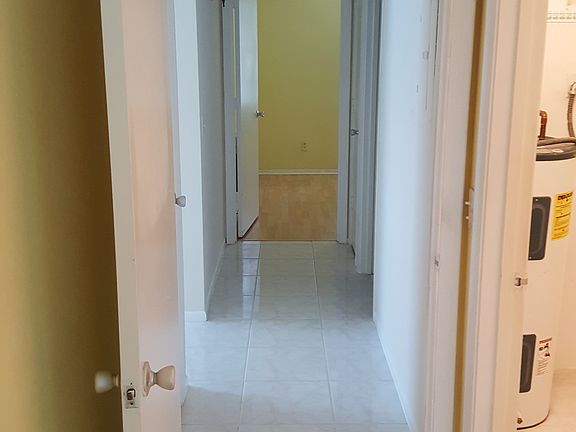 5th image of 6 Vista Gardens Trl