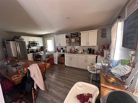 2nd image of 4935 Winfield Rd