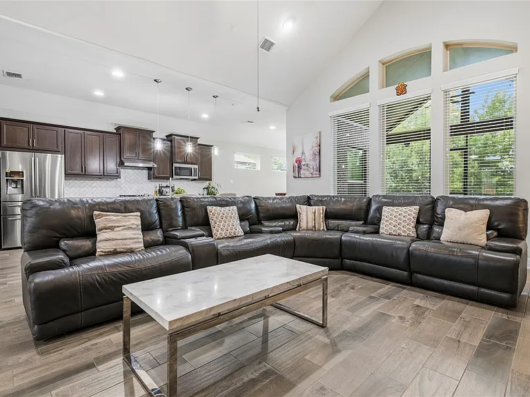 3013 Chalice Well Dr — Photo 12