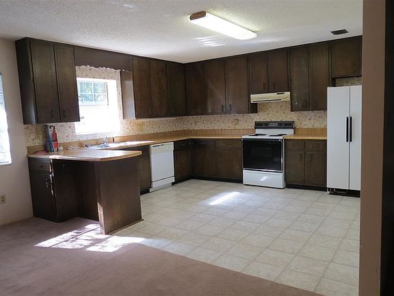 4th image of 311 Rehwinkle Dr