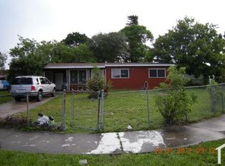 1841 Lauderdale Manor Dr, Fort Lauderdale, FL 33311