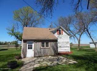 17046 650th Ave, Alden, MN 56009