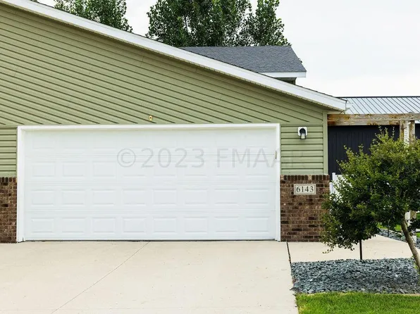 6143 35th St S, Fargo, ND 58104
