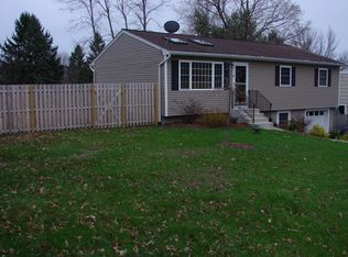 8 Jackson Ave, Vernon, NJ 07462