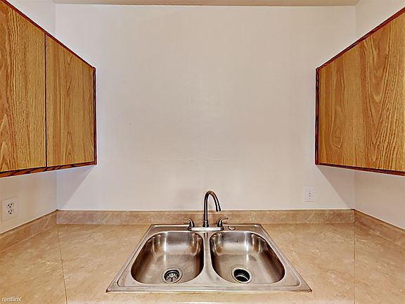 4th image of 314 Willie James Jones Ave APT 6