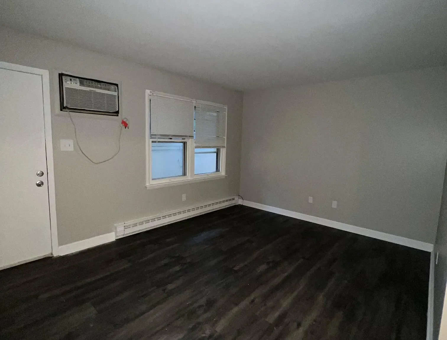 1 bed, 700 sqft, $1,175 — Photo 2