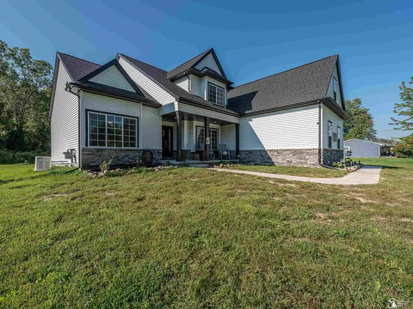 5655 Oakville Waltz Rd, New Boston, MI 48164