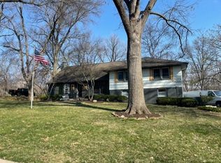 2208 W 103rd Ter, Leawood, KS 66206