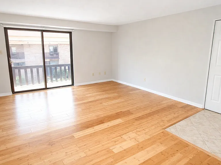 2 Bed/1 Bath (Unit 20)