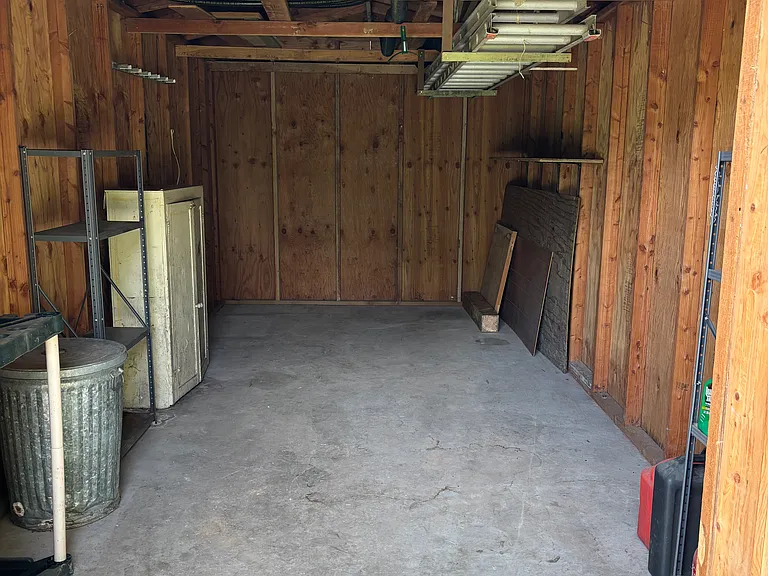 1805 Susan Ave — Photo 11