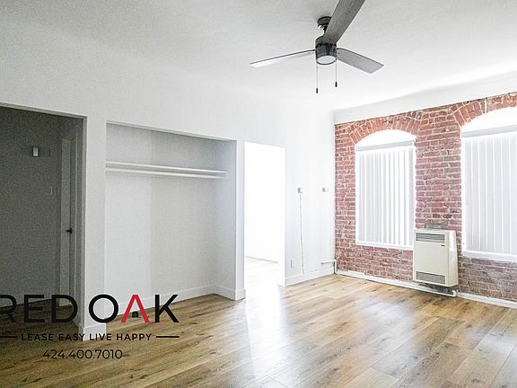 2nd image of 970 S Gramercy Pl #503