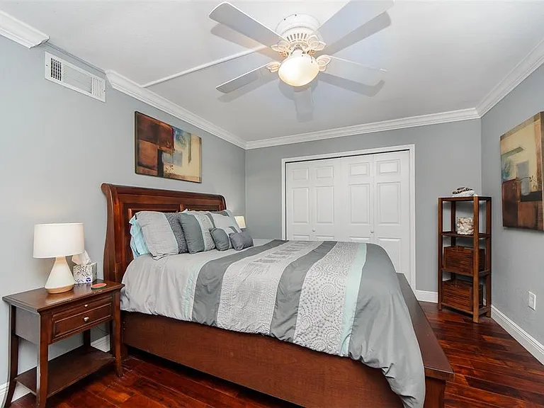 1250 Gulf Blvd #703 — Photo 20