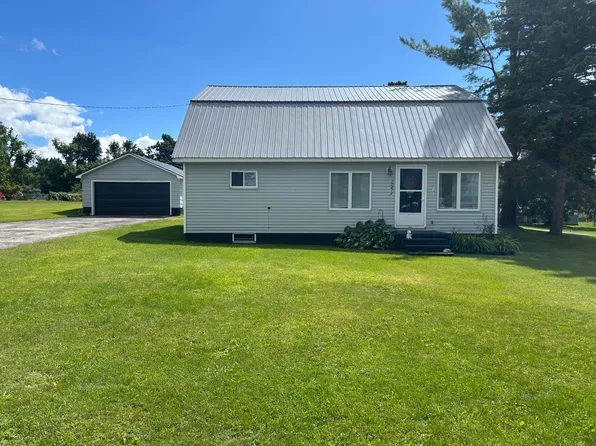 20873 Fairview St, Onaway, MI 49765
