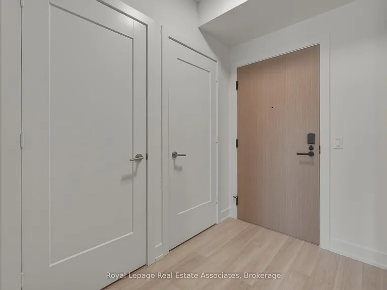 25 Cordova Ave #1112 — Photo 21