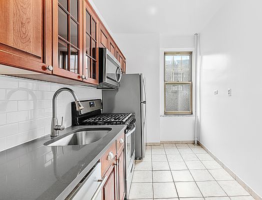 1st image of 99 Joralemon St APT 4C