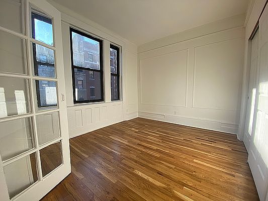 2nd image of 211 W 108th St APT 42