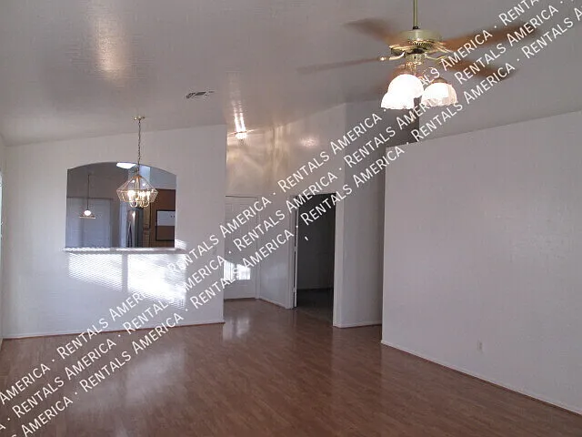 10845 E Dragoon Ave — Photo 6
