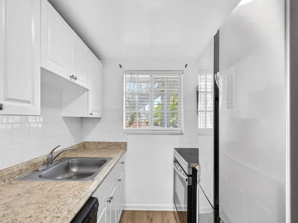 3350 NE 16th Ter #5, Pompano Beach, FL 33064