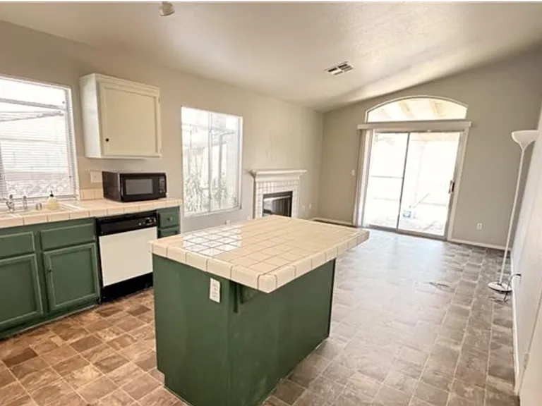 7220 Paradise Bay Dr — Photo 20