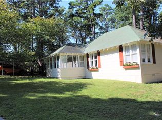 5 Hayes Ave, Eureka Springs, AR 72632