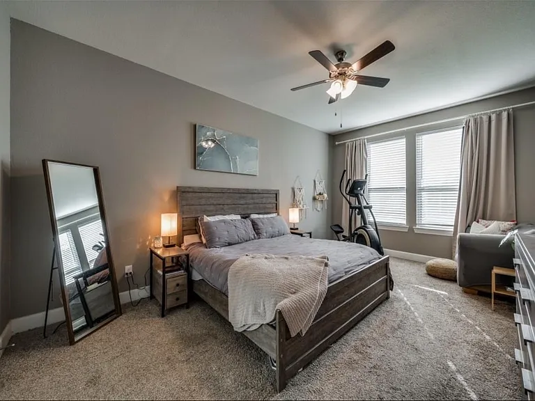 1448 Green Valley Way — Photo 5