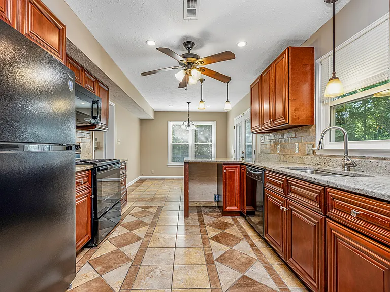 1583 Winnabow Dr — Photo 15