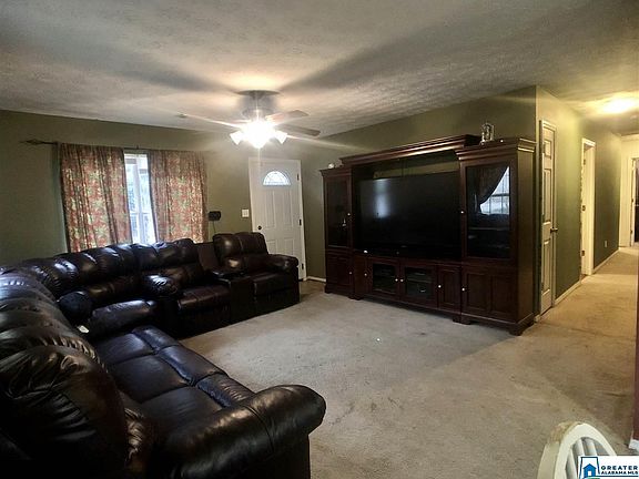 3rd image of 405 Reservoir St