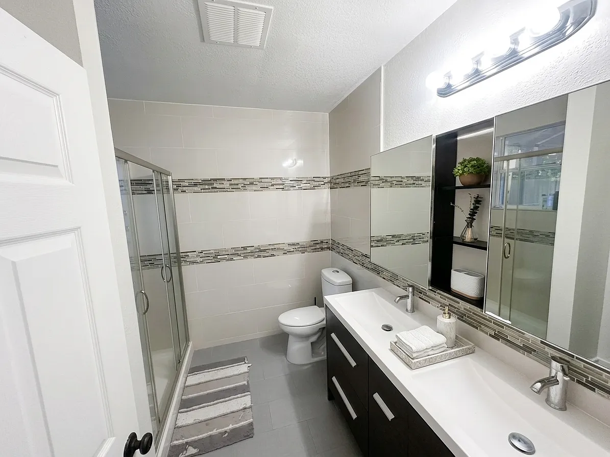 2 bed, 1884 sqft, $2,750 — Photo 3