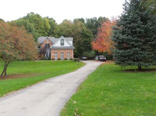 70900 Carnegie Ln, Romeo, MI 48065