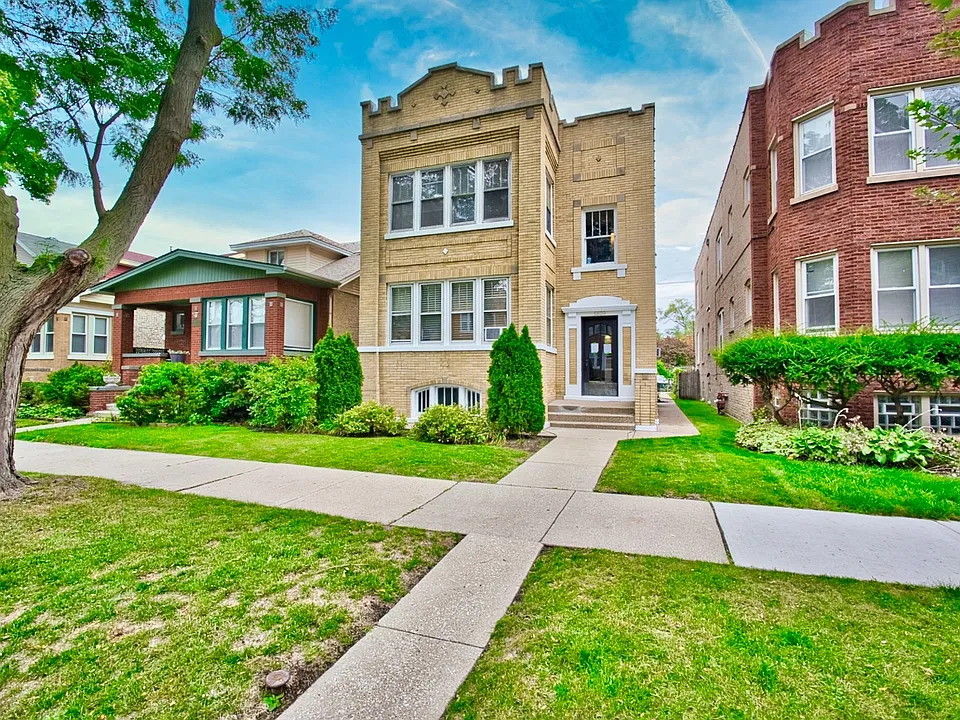 6609 N Artesian Ave #1