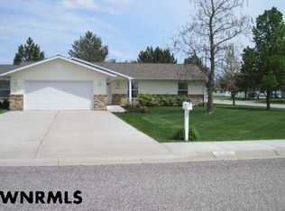 3301 Avenue D, Scottsbluff, NE 69361