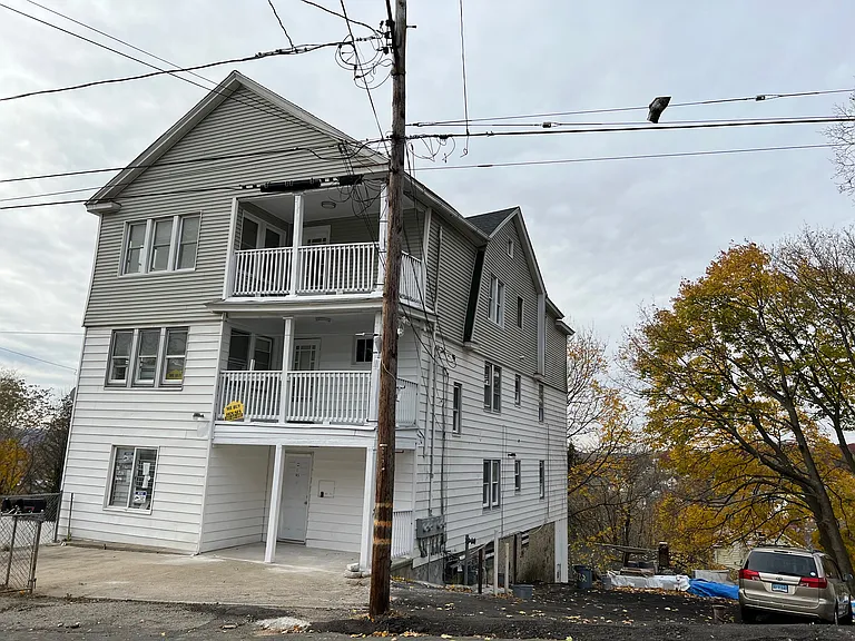 65 Drake St #1 — Photo 22