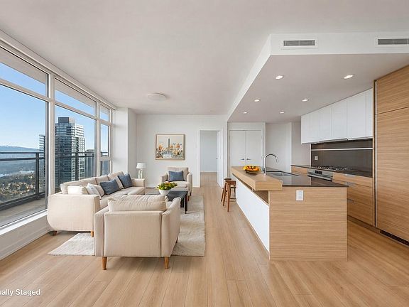 4th image of 4688 Kingsway #3503