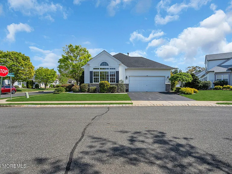 1 Evans Ct — Photo 5