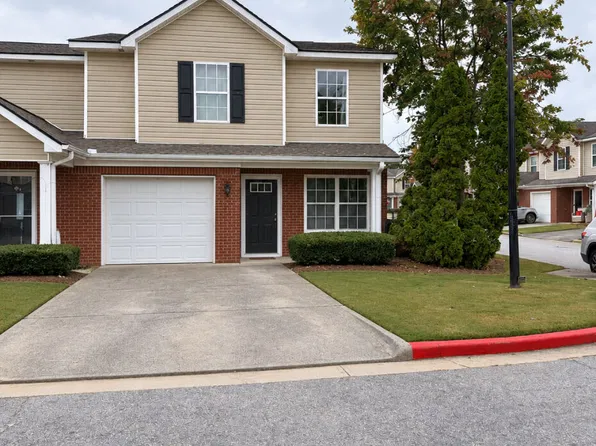 302 Tara Commons Cir, Loganville, GA 30052