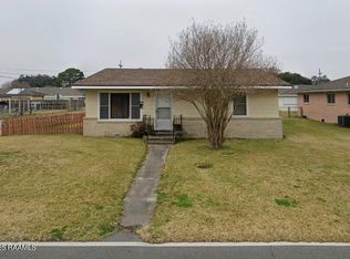 1612 S Iberia St, New Iberia, LA 70560
