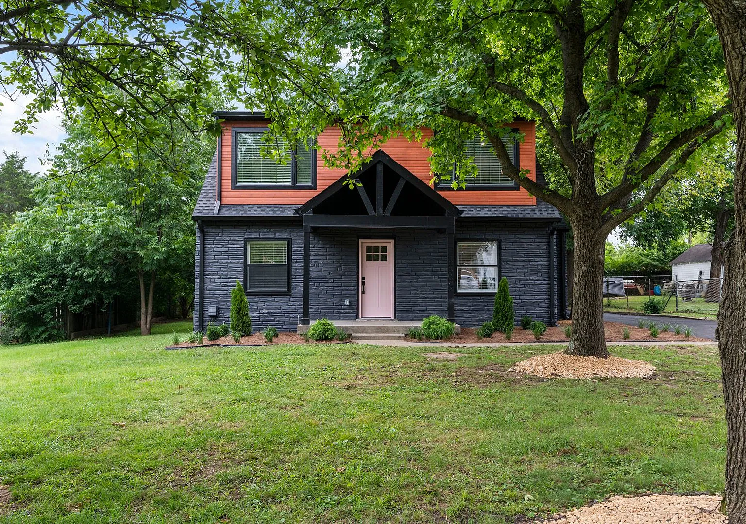 Coming soon to Nashville 3bedroom/2bathroom — Photo 2