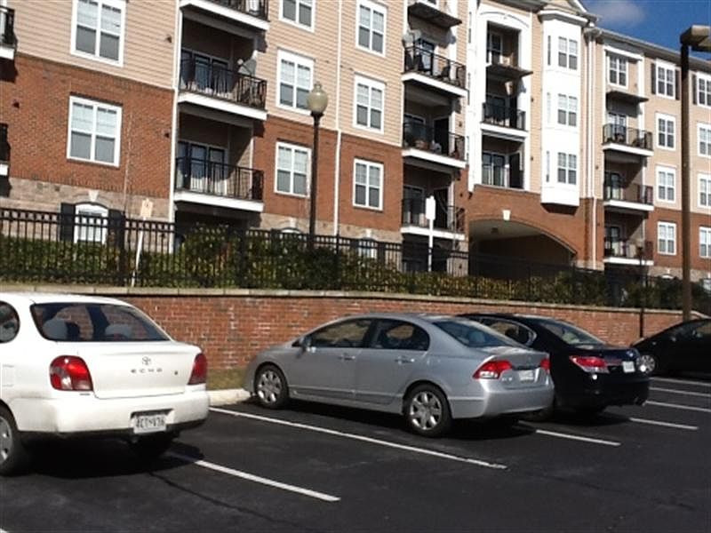 2nd image of 501 Hungerford Dr APT 434