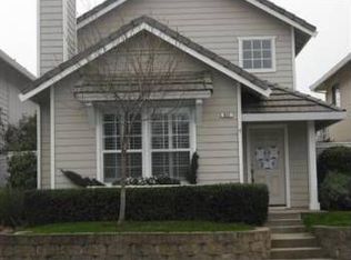 922 Blue Rapids Dr, Folsom, CA 95630