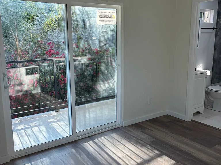 11721 Shoshone Ave — Photo 10