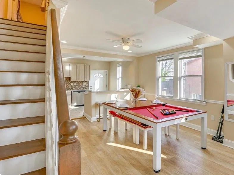 3 bed, 3.0 bath, 1064 sqft, $850 — Photo 4