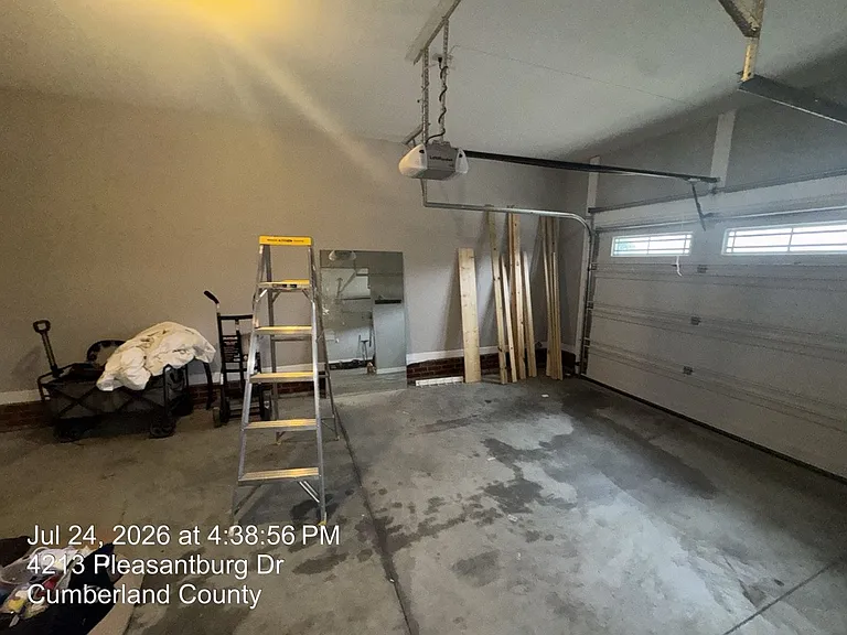 4220 Pleasantburg Dr — Photo 34