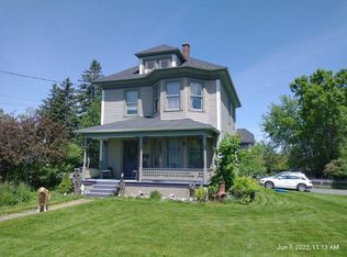 31 Blake St, Presque Isle, ME 04769