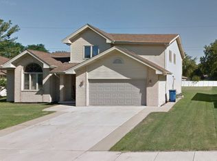 275 E Bethel Dr, Bourbonnais, IL 60914