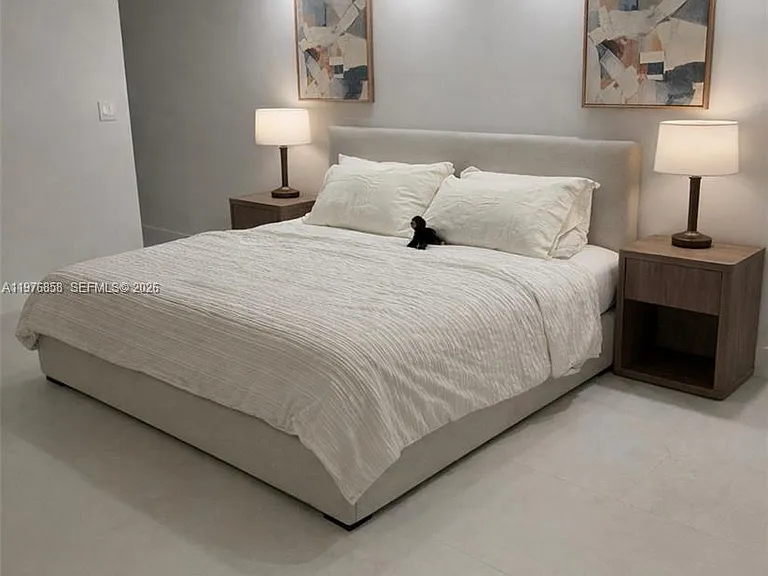 2625 Collins Ave #1110 — Photo 2