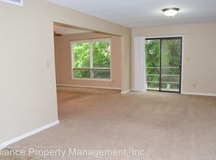 2025 Shirley Ln, Manhattan, KS 66502