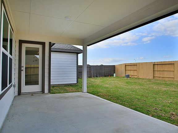 4th image of 4736 Peony Green Dr