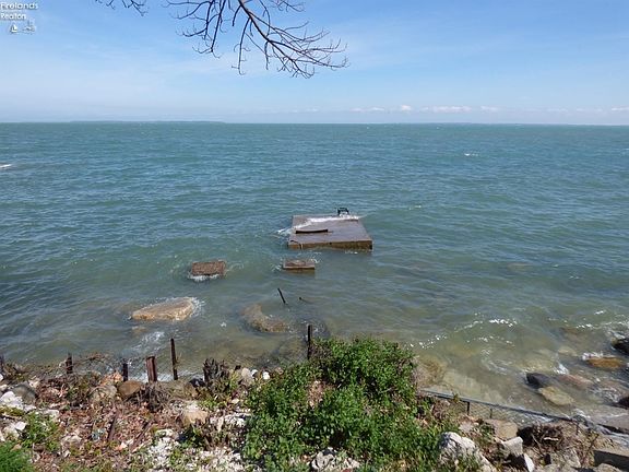 5th image of 156 Cessna Dr